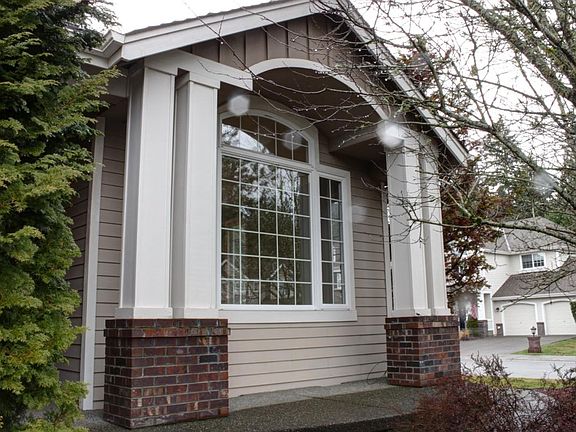 2nd image of 20648 NE 30th Ct