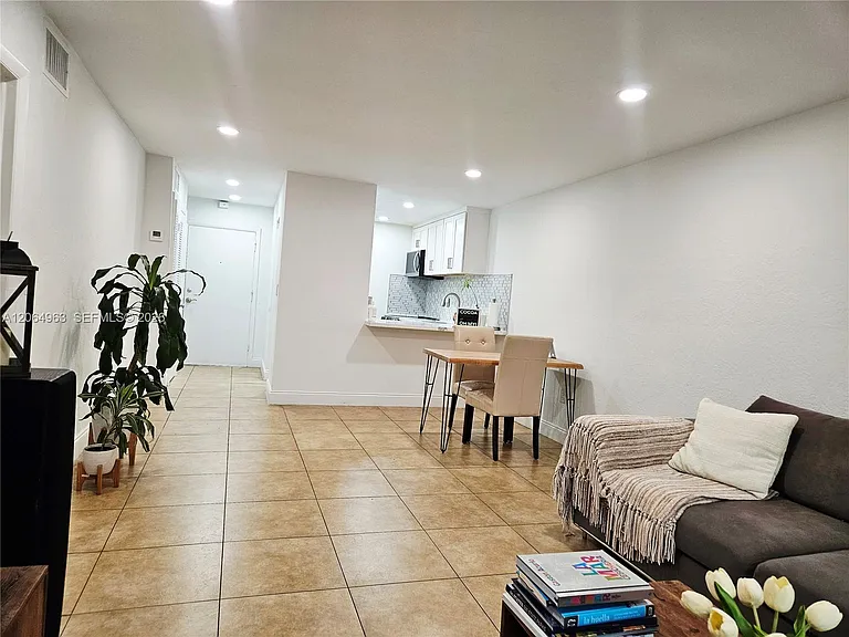 2620 NE 135th St #426 — Photo 5