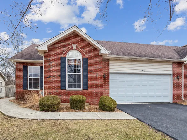 17021 Mendota Dr, Lockport, IL 60441