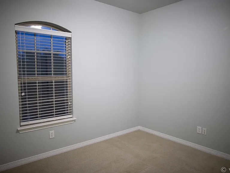 907 Appalachian Dr — Photo 40