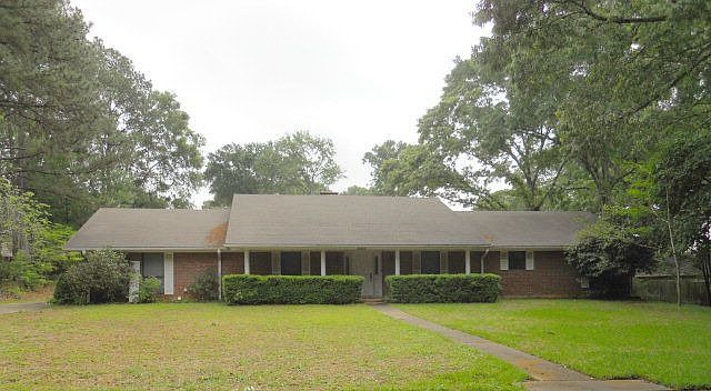 1st image of 2202 Melissa Dr