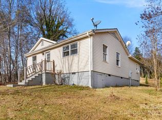 34 Scot Turn, Mill Spring, NC 28756