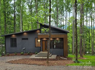 105 Lamplighter Ridge Trl, Candler, NC 28715