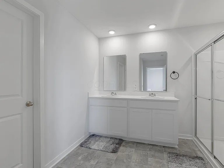 758 Leslie Dr — Photo 33
