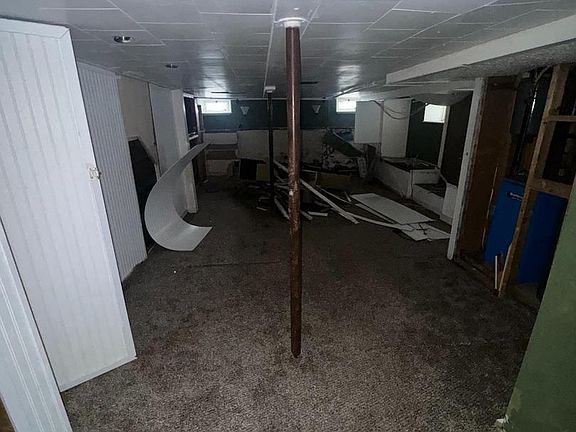 4th image of 1408 E 11th St