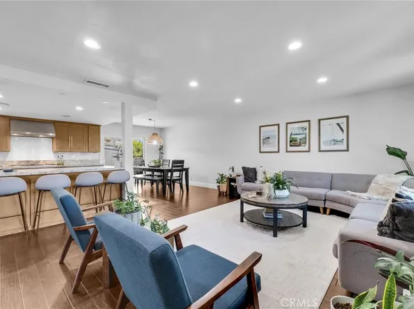 745 E Barkley Ave, Orange, CA 92867