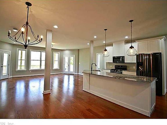 4th image of 6 Walters Ln