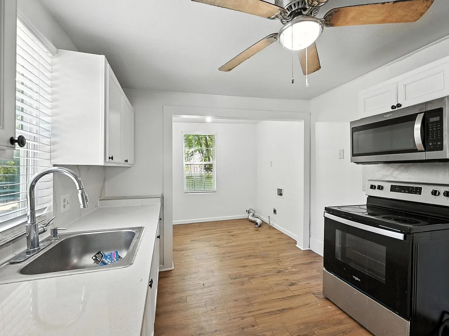 903 West Baker Street; Denison 75020 (LMS) - 1 — Photo 4