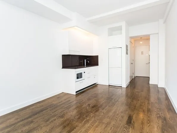 212 West 91st Street 1214 image 2 of 11