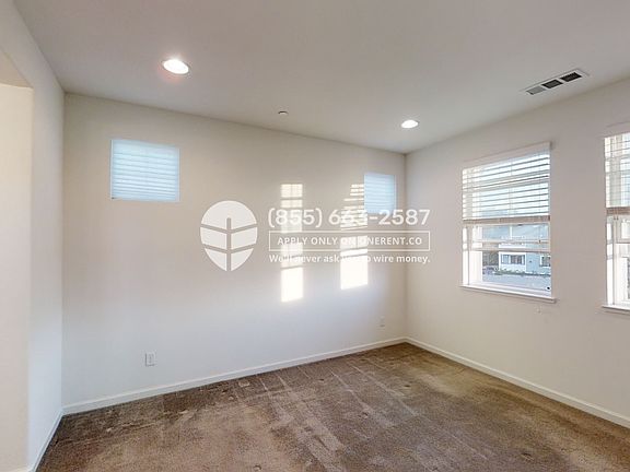 5th image of 1119 Martin Luther King Dr