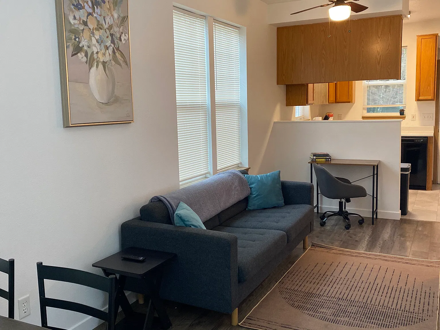 115 SE 8th Ave — Photo 3