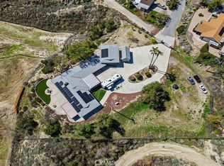 300 Anderson Dr, Hemet, CA 92544