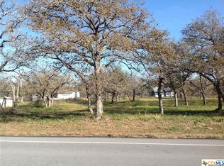 7085 Highway 80 #N, Nixon, TX 78140