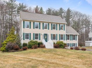 3 Harmony Ln, Salem, NH 03079