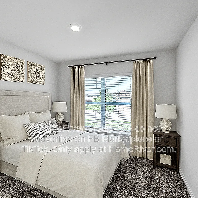 3 bed, 2.0 bath, 1379 sqft, $2,125 — Photo 4