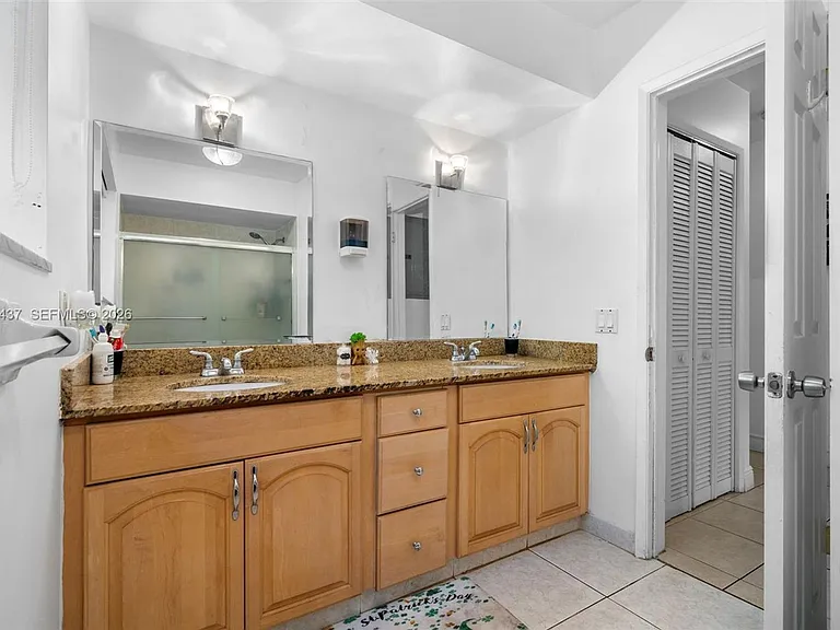 4306 Johnson St — Photo 9