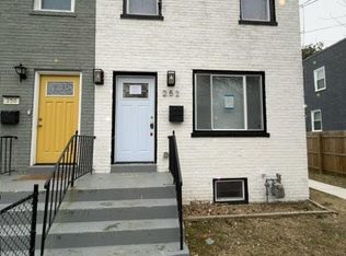 252 Oakwood St SE, Washington, DC