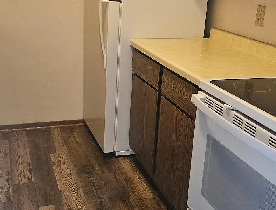 Kitchen w new appliances