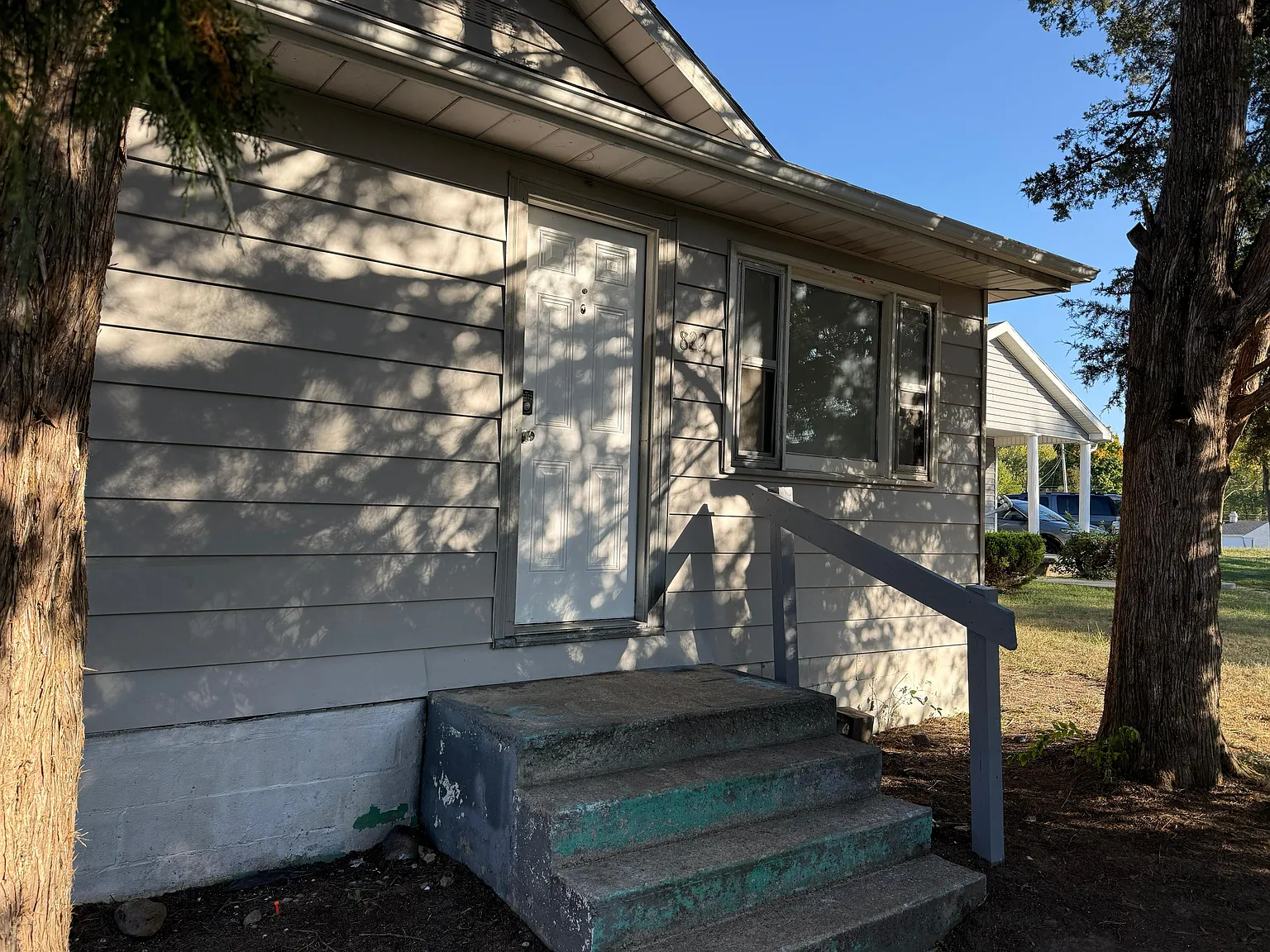 3 bed, 988 sqft, $1,250 — Photo 2