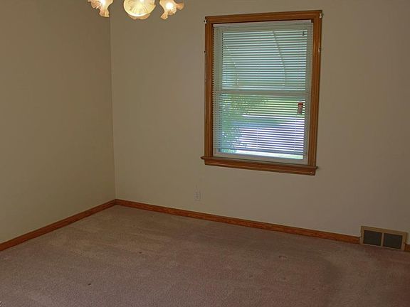 5th image of 4203 Bexley Blvd