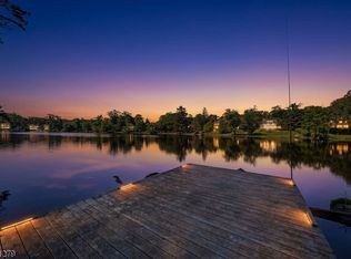 44 Glen Rd, Mountain Lakes, NJ 07046