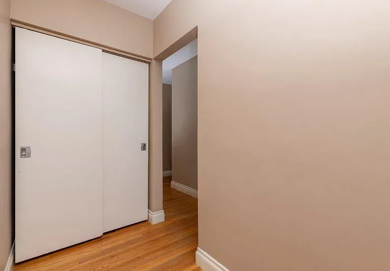 5007 N Waverley Dr SW — Photo 4