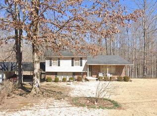 607 Beech St, Centerville, TN 37033