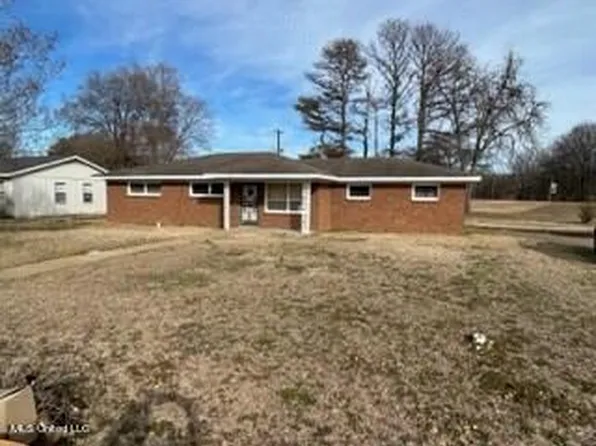 100 Baird St, Greenwood, MS 38930