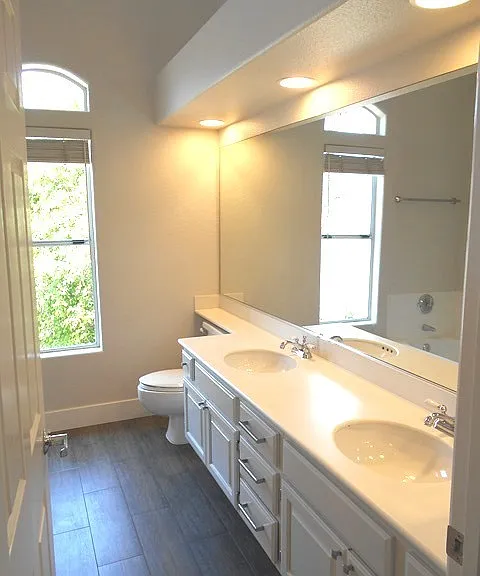 4968 Marin Dr — Photo 17