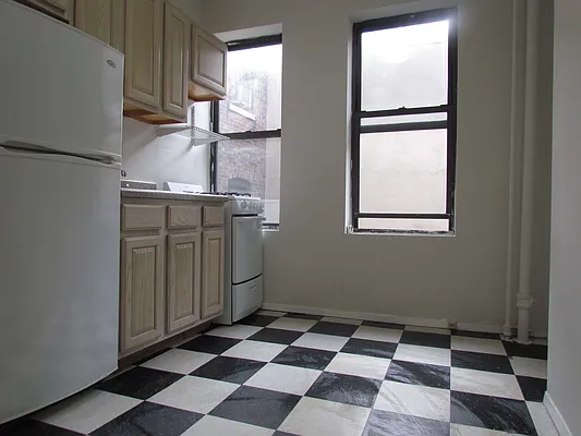Rented by Landmark Real Estate | media 9