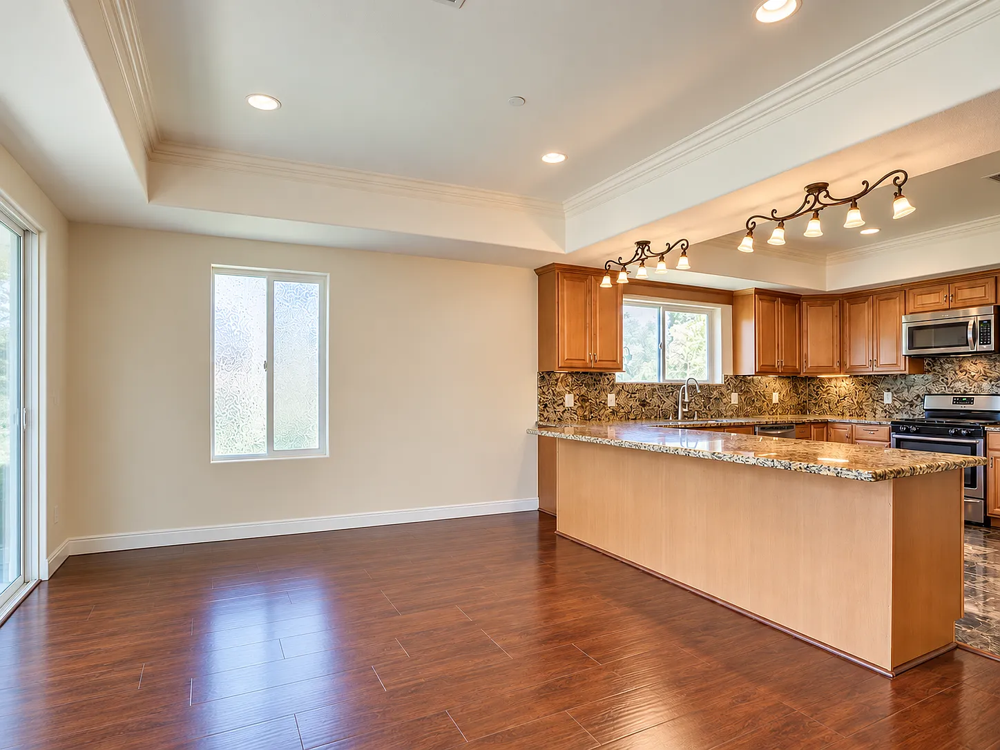 1657 Coronado Avenue - 1 — Photo 4