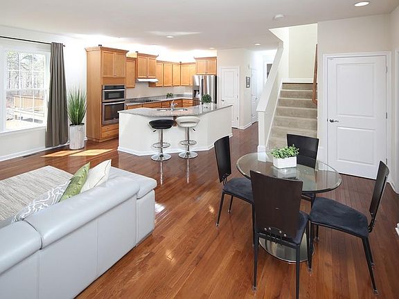 5th image of 42 Kensington