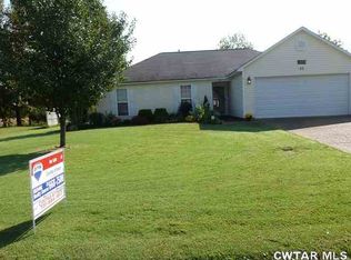 56 Woods Edge Dr, Jackson, TN 38301