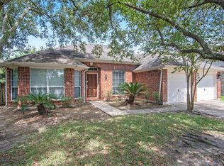 3102 Amerson Dr, Pearland, TX 77584