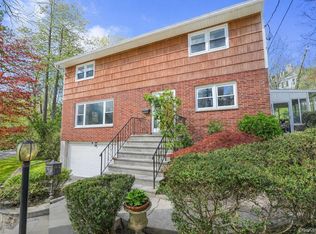 2 Rockledge Road, Bronxville, NY 10708