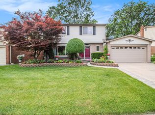 43863 Brandywyne Rd, Canton, MI 48187