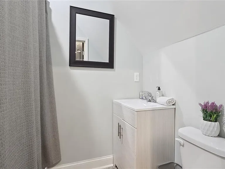 257 Birch St — Photo 16