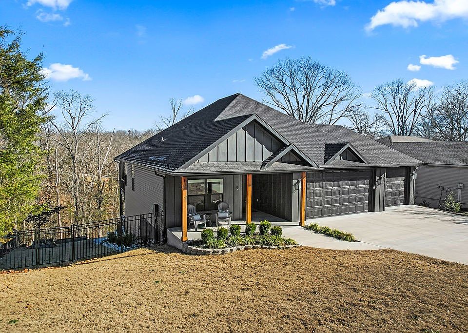 1st image of 5 Shelly Ln