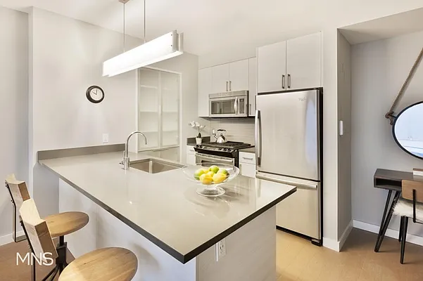 Rented by MNS Marketing | media 3