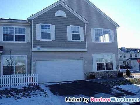 1st image of 5000 Oriole Dr