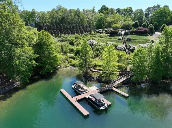 1 Kitty Hawk Ln, Six Mile, SC 29682