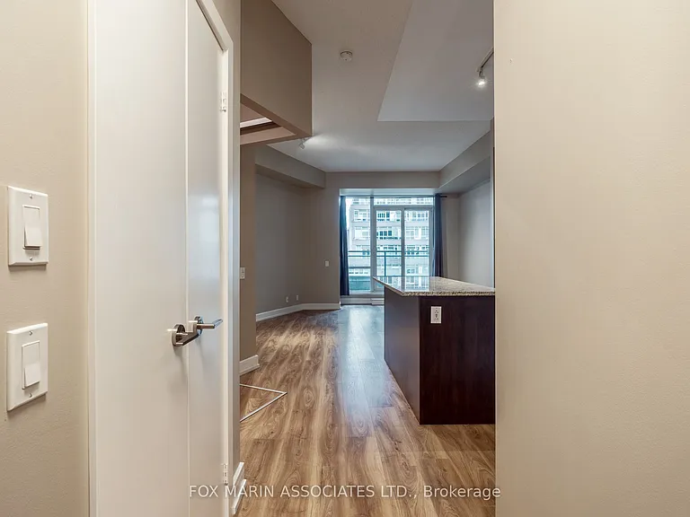 112 George St S #S403 — Photo 19