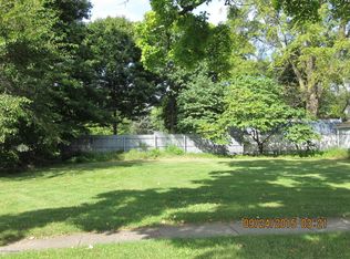 310 W James St, Lawrence, MI 49064