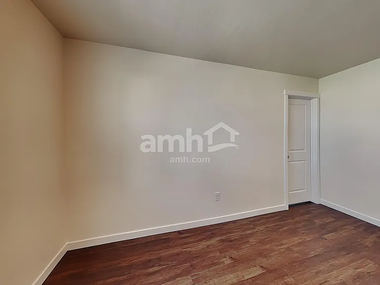 1496 N Garnet Creek Ave — Photo 20
