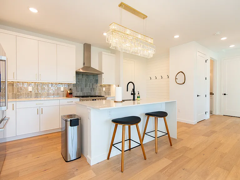 4204 Ravalli St #204 — Photo 10