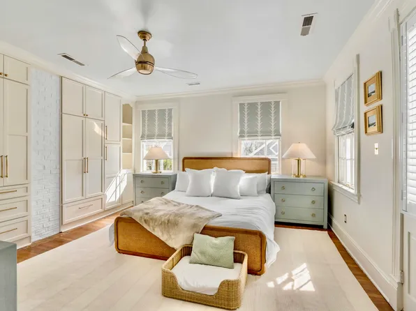 78 Vanderhorst St, Charleston, SC 29403