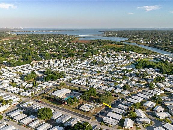 2nd image of 372 Cobia Way