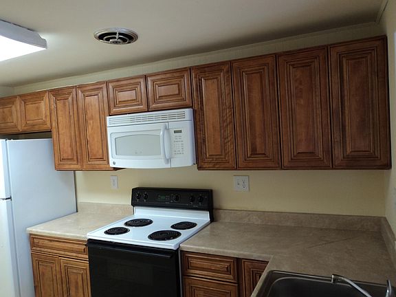 3rd image of 8853 Welbeck Way