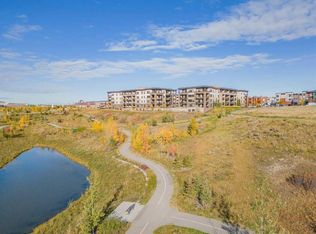 80 E Greenbriar Pl NW #3109, Calgary, AB T3B 6J4