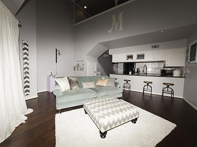 1st image of 438 Yacht Club Dr APT G